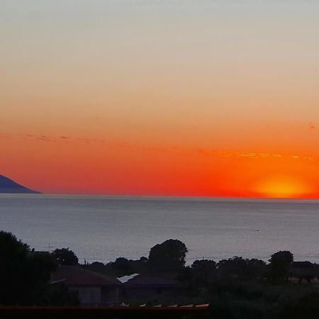 Laura Casa Vacanze Capo Vaticano Luaran gambar