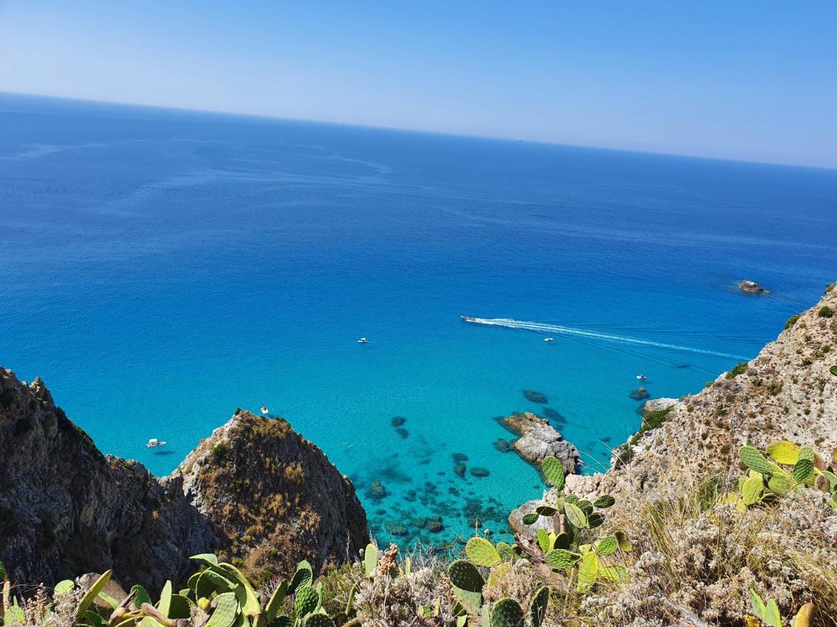 Laura Casa Vacanze Capo Vaticano Luaran gambar